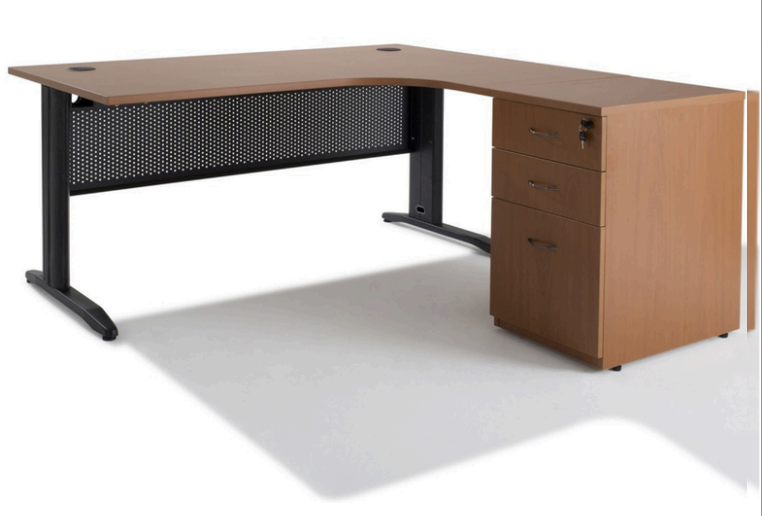 BUREAU ANGLE DROIT